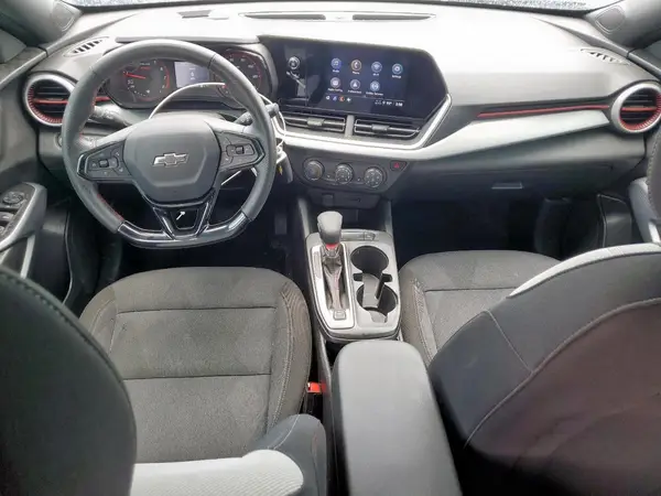 KL77LGEP1SC064101 2025 CHEVROLET TRAX - Image 8