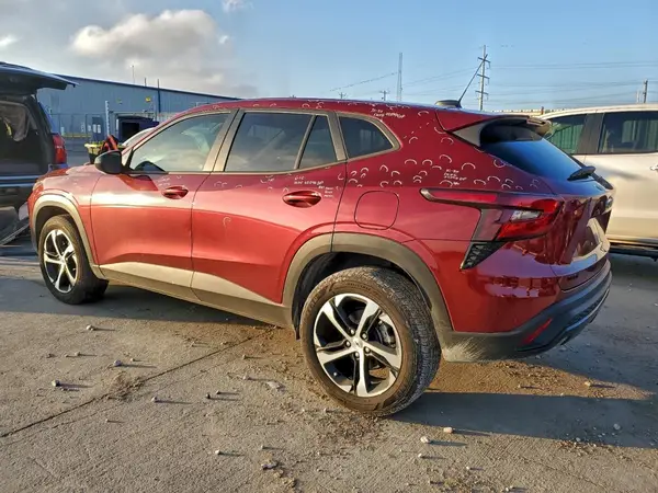 KL77LGEP1SC090889 2025 CHEVROLET TRAX - Image 2