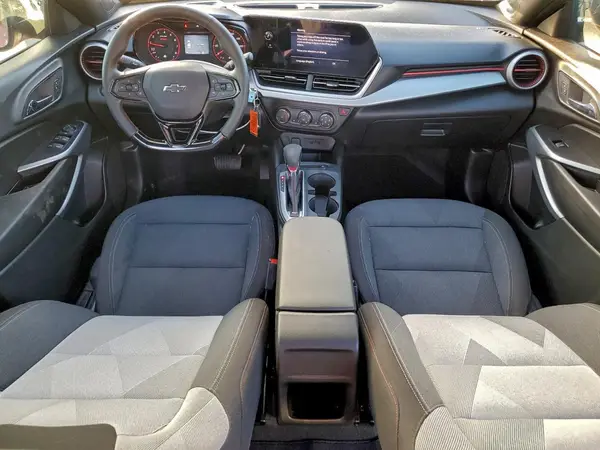 KL77LGEP1SC090889 2025 CHEVROLET TRAX - Image 8