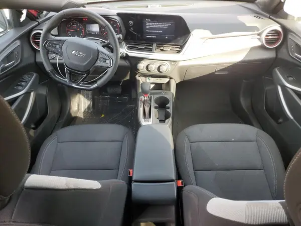 KL77LGEP1SC295984 2025 CHEVROLET TRAX - Image 8