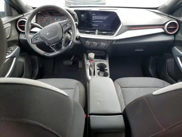 KL77LGEP1SC323590 2025 CHEVROLET TRAX - Image 8