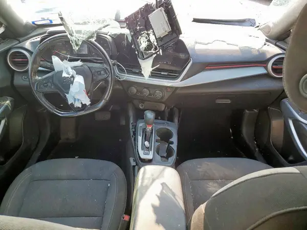 KL77LGEP2SC002853 2025 CHEVROLET TRAX - Image 8