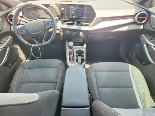 KL77LGEP2SC078962 2025 CHEVROLET TRAX - Image 8