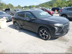 KL77LGEP2SC176017 2025 CHEVROLET TRAX