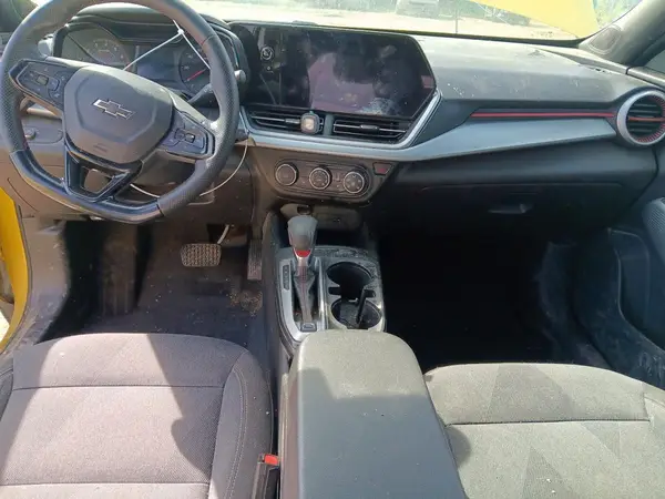 KL77LGEP3SC017104 2025 CHEVROLET TRAX - Image 8