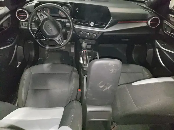 KL77LGEP3SC033139 2025 CHEVROLET TRAX - Image 8