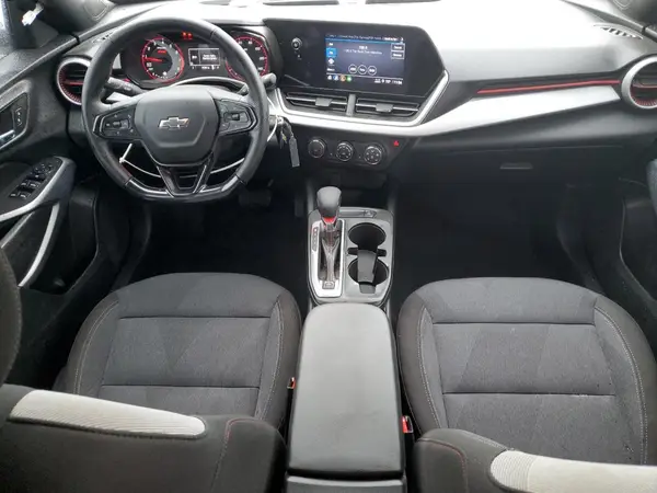 KL77LGEP3SC037868 2025 CHEVROLET TRAX - Image 8