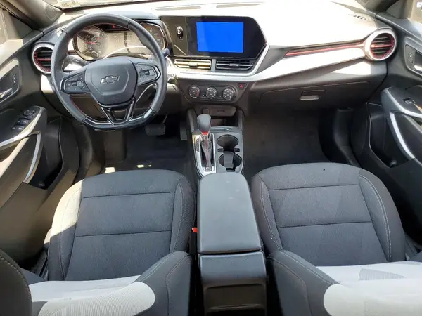 KL77LGEP3SC050393 2025 CHEVROLET TRAX - Image 8