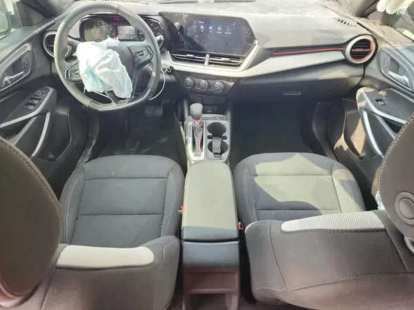 KL77LGEP3SC117994 2025 CHEVROLET TRAX - Image 8