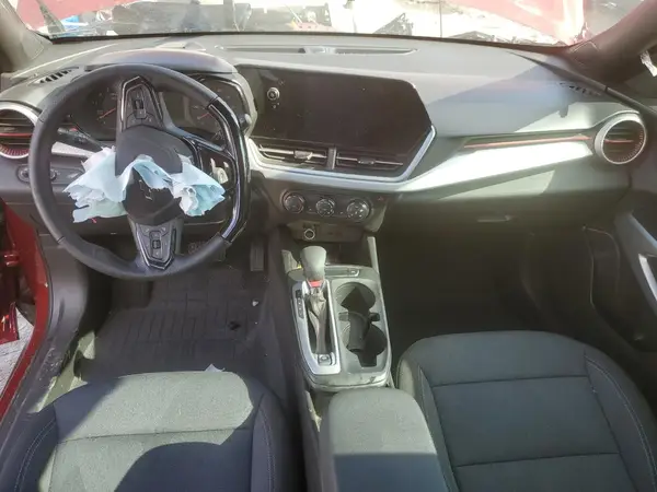 KL77LGEP3SC290334 2025 CHEVROLET TRAX - Image 8