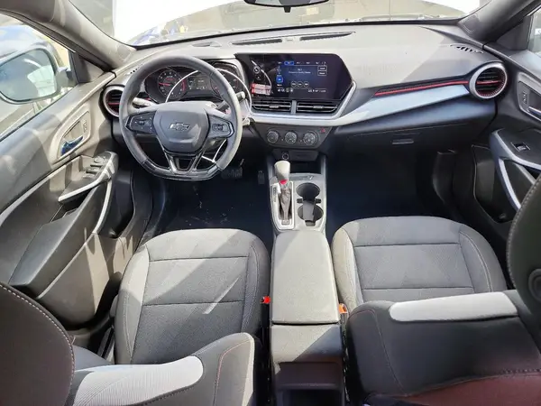 KL77LGEP3SC334039 2025 CHEVROLET TRAX - Image 8