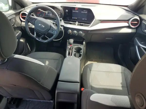 KL77LGEP3TC029190 2026 CHEVROLET TRAX - Image 8