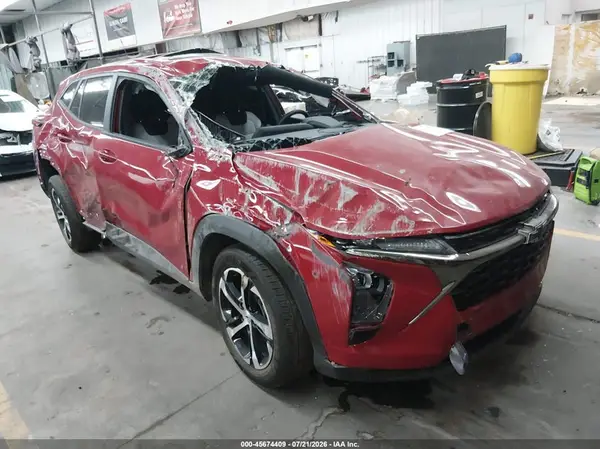 KL77LGEP3TC046331 2026 CHEVROLET TRAX - Image 1