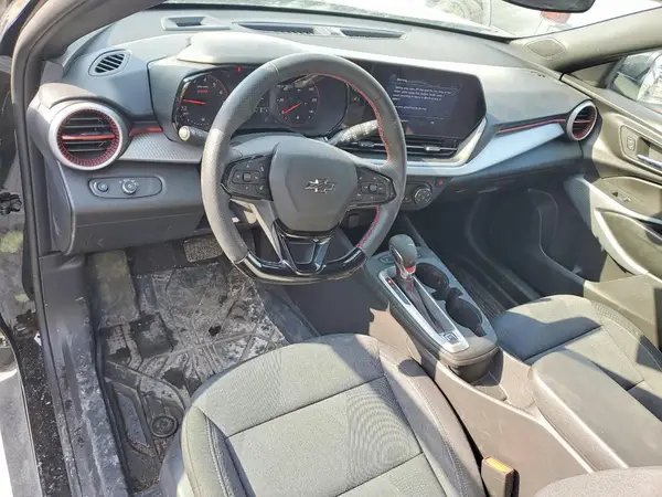 KL77LGEP4SC131676 2025 CHEVROLET TRAX - Image 8