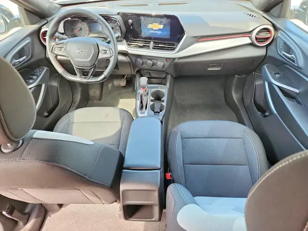 KL77LGEP4SC292545 2025 CHEVROLET TRAX - Image 8