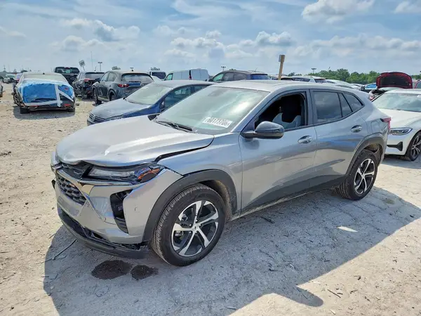 KL77LGEP4TC136278 2026 CHEVROLET TRAX - Image 1