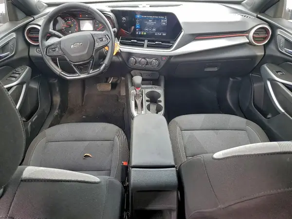 KL77LGEP5SC059466 2025 CHEVROLET TRAX - Image 8