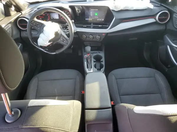 KL77LGEP5SC152021 2025 CHEVROLET TRAX - Image 8