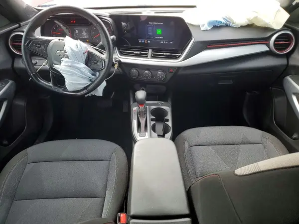 KL77LGEP6SC280171 2025 CHEVROLET TRAX - Image 8
