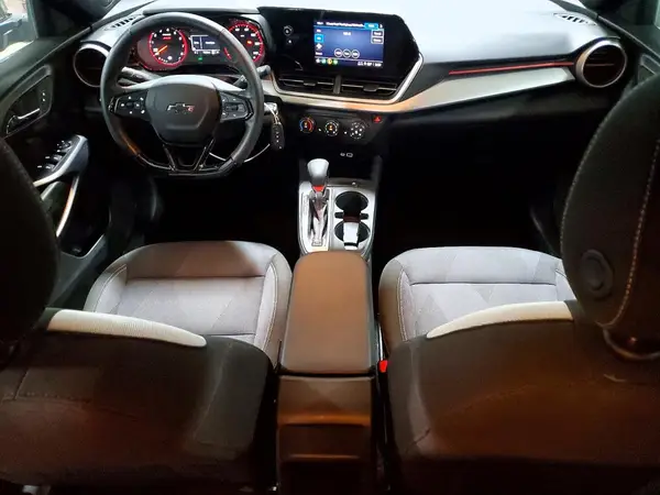 KL77LGEP6SC292885 2025 CHEVROLET TRAX - Image 8