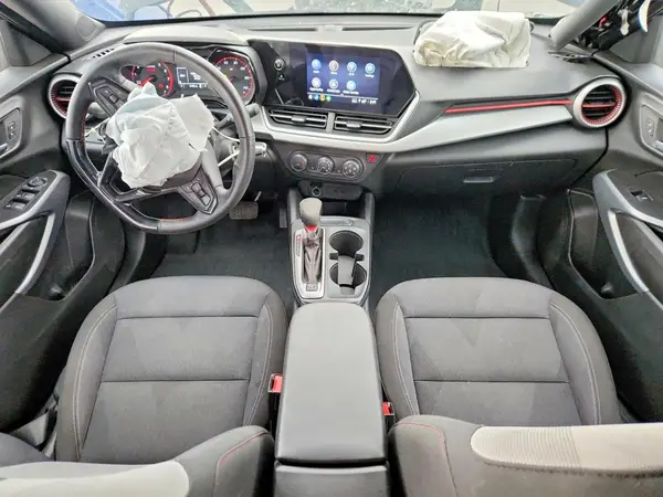 KL77LGEP6SC320748 2025 CHEVROLET TRAX - Image 8