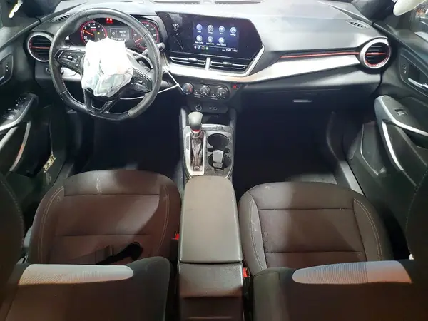 KL77LGEP7SC034942 2025 CHEVROLET TRAX - Image 8