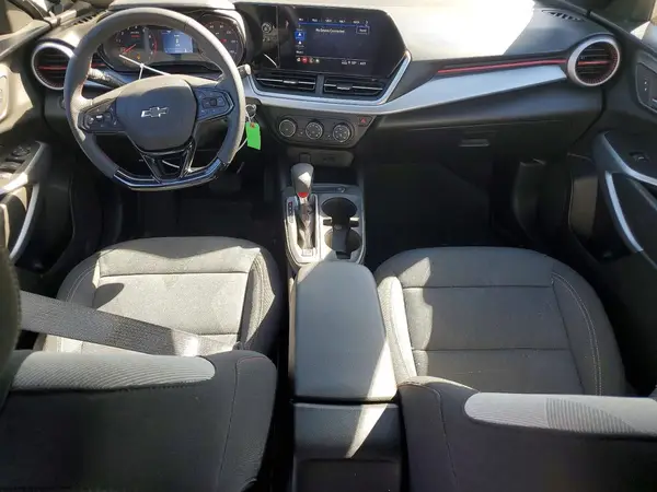 KL77LGEP7SC296704 2025 CHEVROLET TRAX - Image 8