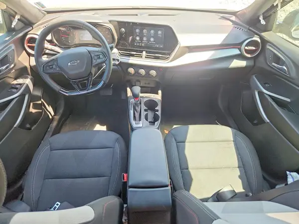 KL77LGEP7SC322072 2025 CHEVROLET TRAX - Image 8