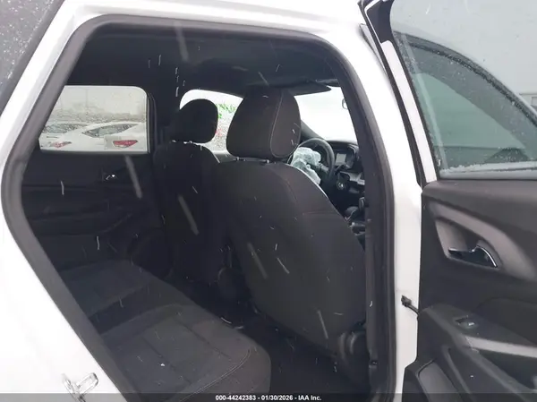 KL77LGEP7TC030763 2026 CHEVROLET TRAX - Image 8