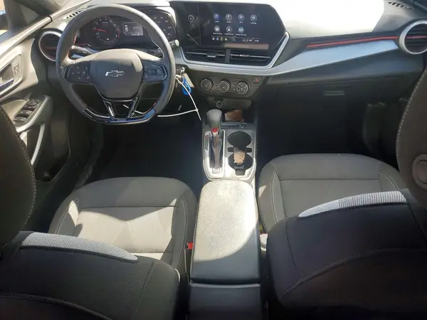 KL77LGEP8SC079842 2025 CHEVROLET TRAX - Image 8