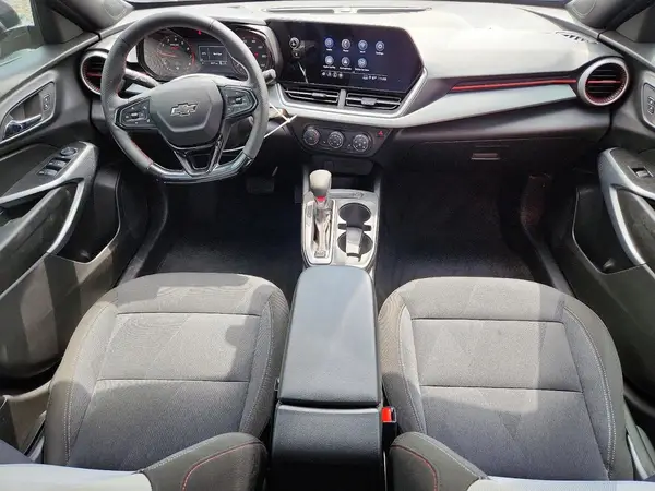 KL77LGEP8SC108157 2025 CHEVROLET TRAX - Image 8