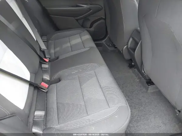 KL77LGEP8SC121717 2025 CHEVROLET TRAX - Image 8