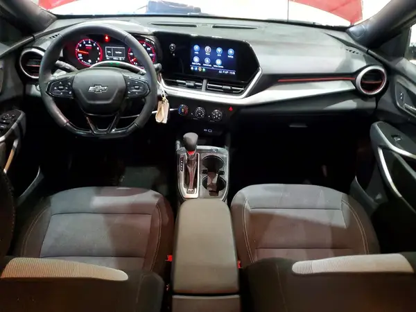 KL77LGEP8SC135956 2025 CHEVROLET TRAX - Image 8