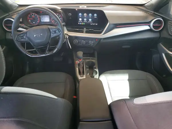 KL77LGEP8SC272301 2025 CHEVROLET TRAX - Image 8