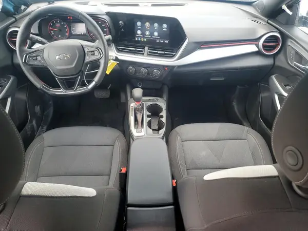 KL77LGEP8SC308892 2025 CHEVROLET TRAX - Image 8