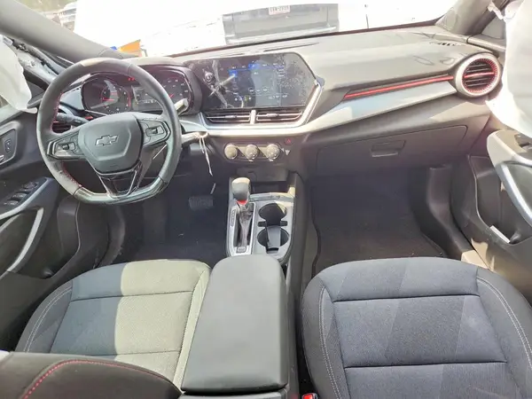 KL77LGEP8SC322324 2025 CHEVROLET TRAX - Image 8