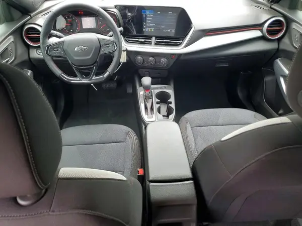 KL77LGEP8SC332609 2025 CHEVROLET TRAX - Image 8
