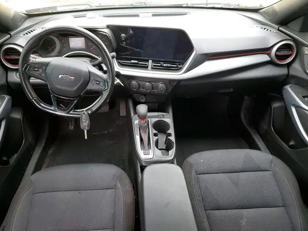 KL77LGEP9SC076402 2025 CHEVROLET TRAX - Image 8