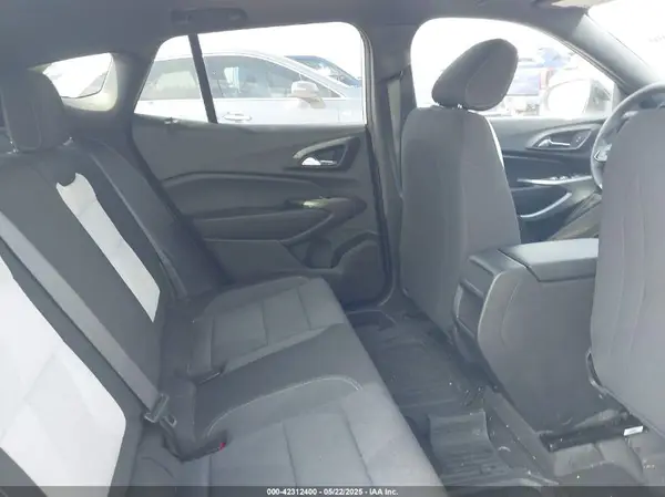KL77LGEP9SC107776 2025 CHEVROLET TRAX - Image 8