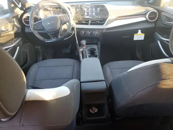 KL77LGEP9SC170490 2025 CHEVROLET TRAX - Image 8