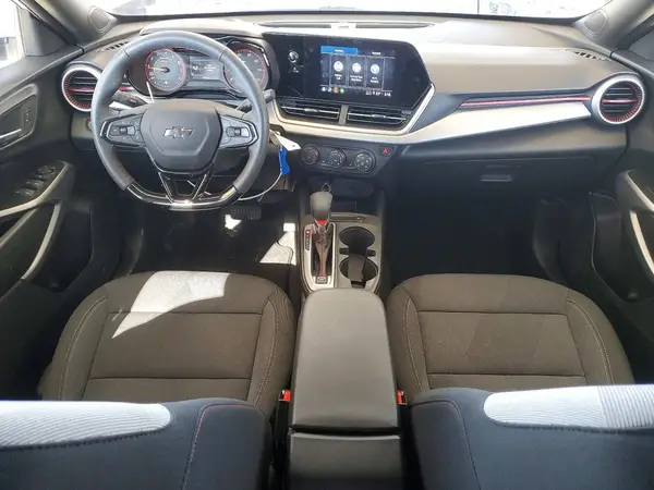 KL77LGEP9TC001166 2026 CHEVROLET TRAX - Image 8