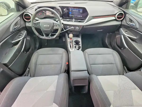 KL77LGEP9TC119640 2026 CHEVROLET TRAX - Image 8