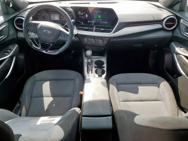 KL77LGEPXSC029010 2025 CHEVROLET TRAX - Image 8