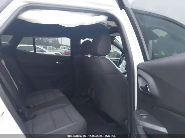 KL77LGEPXSC038435 2025 CHEVROLET TRAX - Image 8