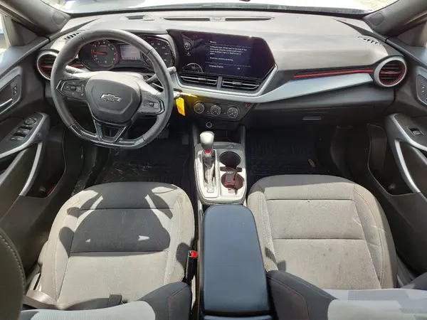 KL77LGEPXSC273241 2025 CHEVROLET TRAX - Image 8