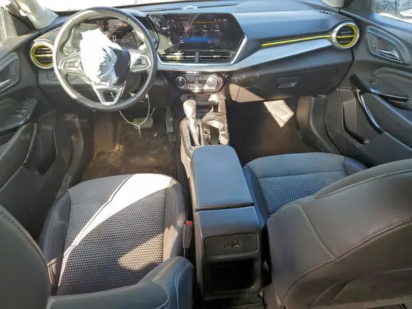 KL77LHE20RC002998 2024 CHEVROLET TRAX - Image 8