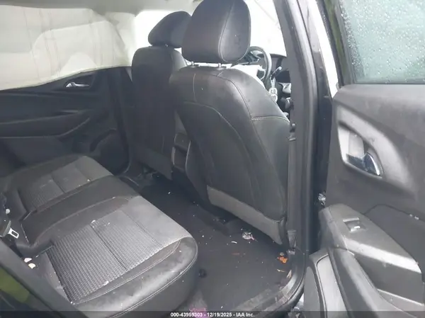 KL77LHE20RC010499 2024 CHEVROLET TRAX - Image 8
