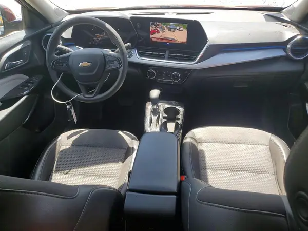 KL77LHE20RC011877 2024 CHEVROLET TRAX - Image 8