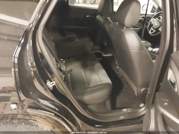 KL77LHE20RC015539 2024 CHEVROLET TRAX - Image 8