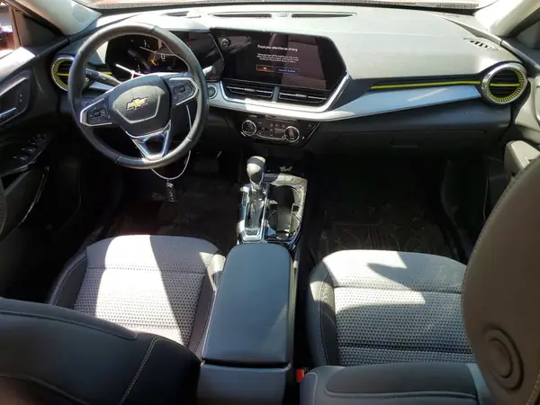 KL77LHE20RC058715 2024 CHEVROLET TRAX - Image 8